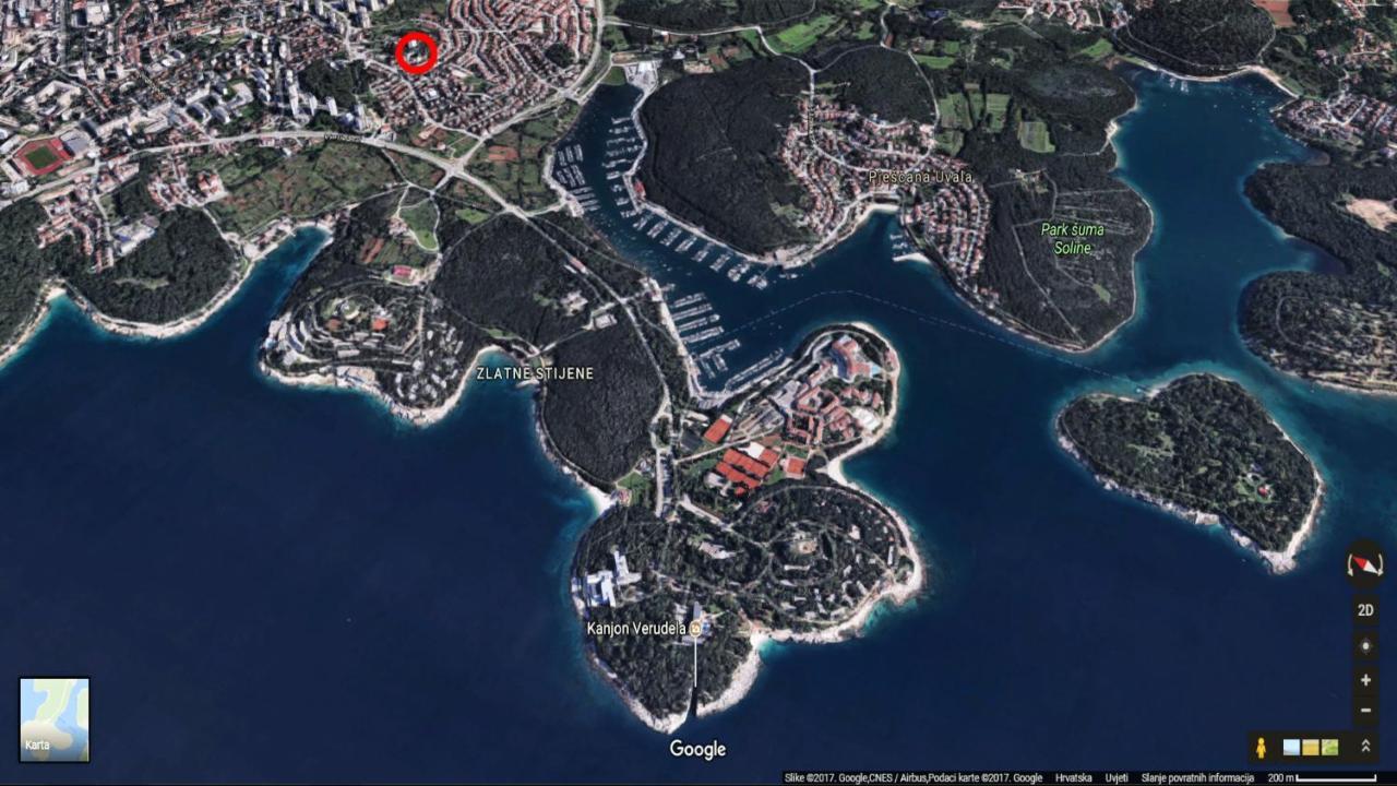 Pino Apartment Pula Bagian luar foto